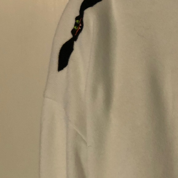 Quacker Factory White L/S Halloween T-Shirt - Picture 8 of 9